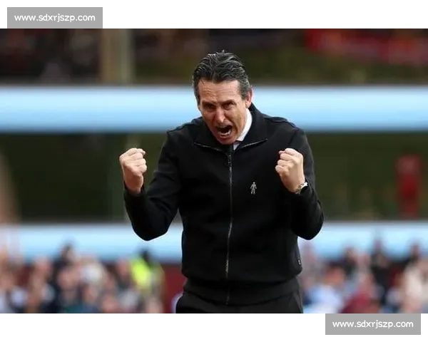 怒摔信任？桑乔拒理埃梅里，维拉赢球难掩裂痕